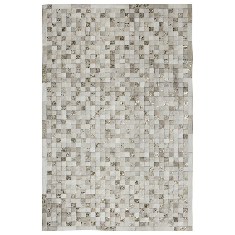 Tapis géométrique en cuir fabriqué à la main Hera, Ivoire / Argenté, Rectangle de 5 pi x 8 pi