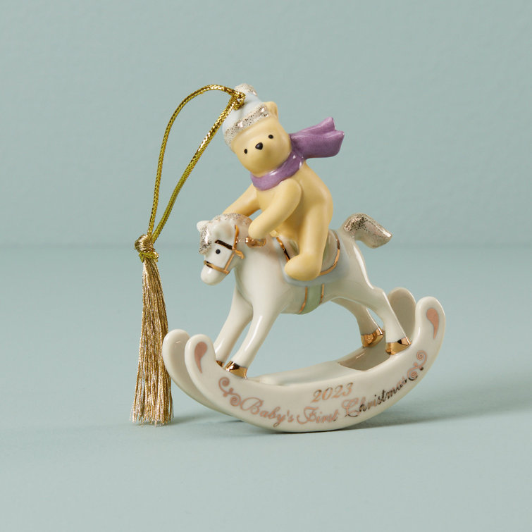 Figurine Disney Winnie L'Ourson 10 Cm – Édition De Noël, Neuve Sous Emballage
