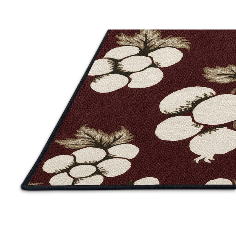 Washable Currant White Fruits Area Rug, Round 5'