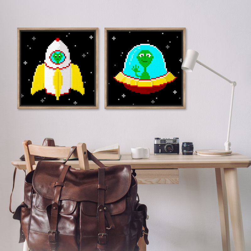  Pixel Alien Spaceship, ensemble de 2 toiles flottantes encadrées par June Erica Vess, H 25 po x l 25 po