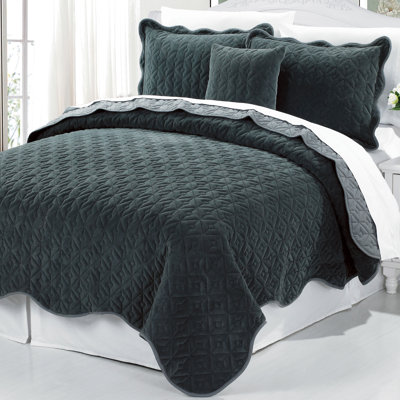 Polyester Solid Colour Coverlet with Pillow Shams
