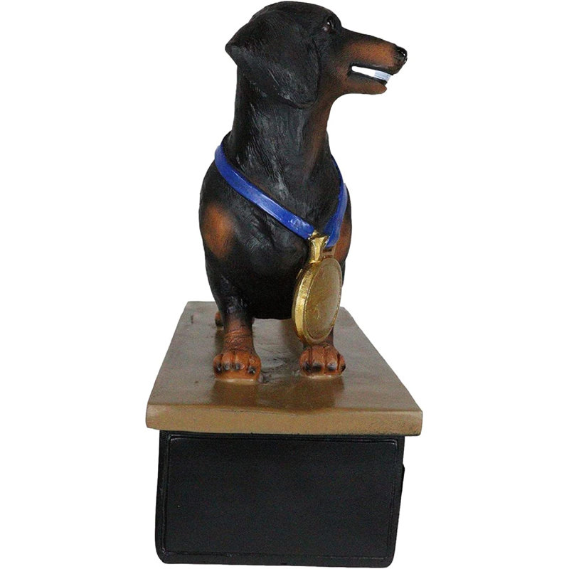 Karaka Figurines & Sculptures