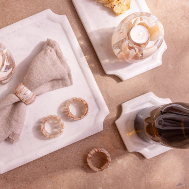Panneau blanc encadré en marbre blanc