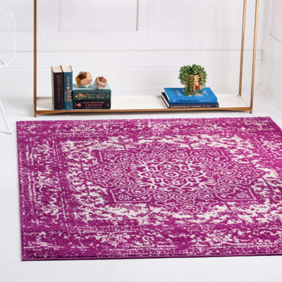 Annalotta Oriental Indoor Rug
