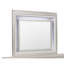 Charmant miroir à DEL pour la chambre à coucher et le vestiaire, rehaussant votre espace