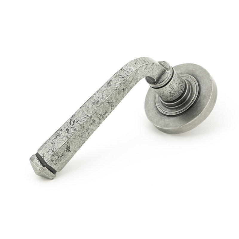 Avon Round Lever on Rose Set (Plain), Pewter Patina