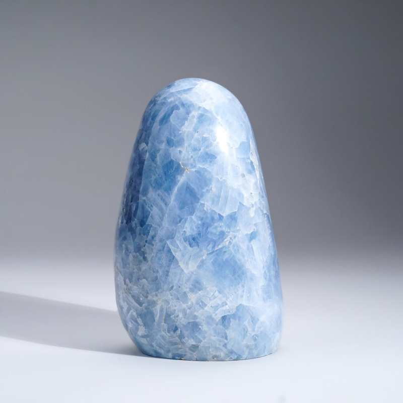 Véritable forme libre de calcite bleue du Mexique (4,5 lb)