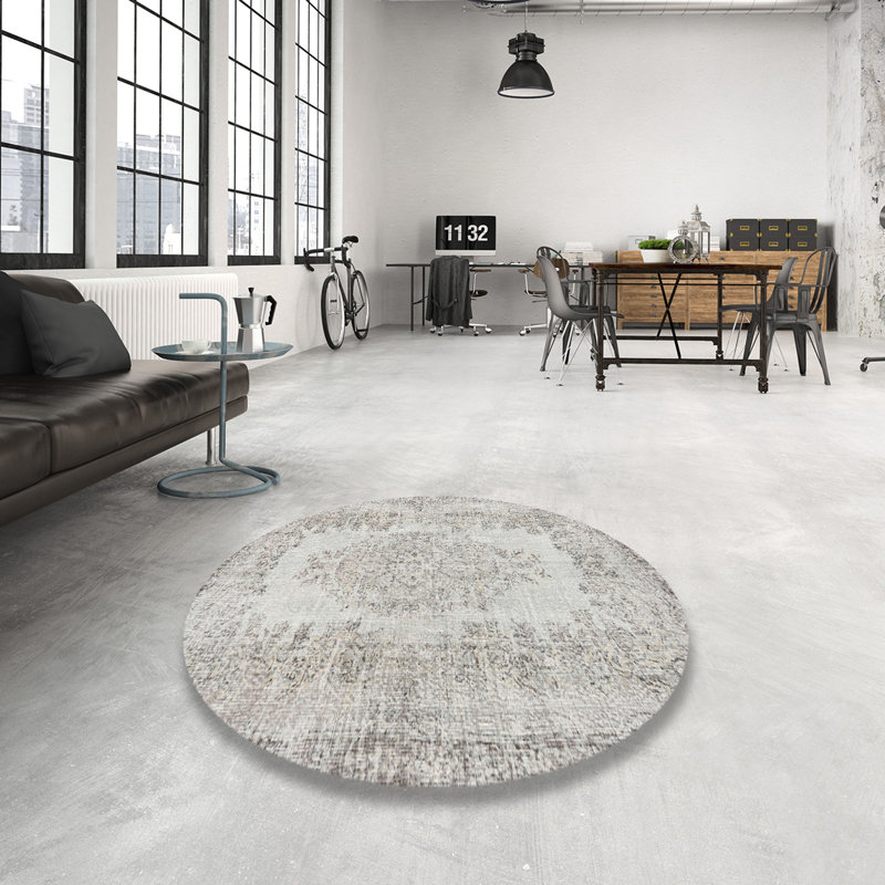 Wool Oriental Indoor Rug, Round 7'