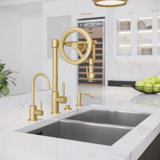 Endeavor Wheel Pulldown Faucet - Lever Sprayer