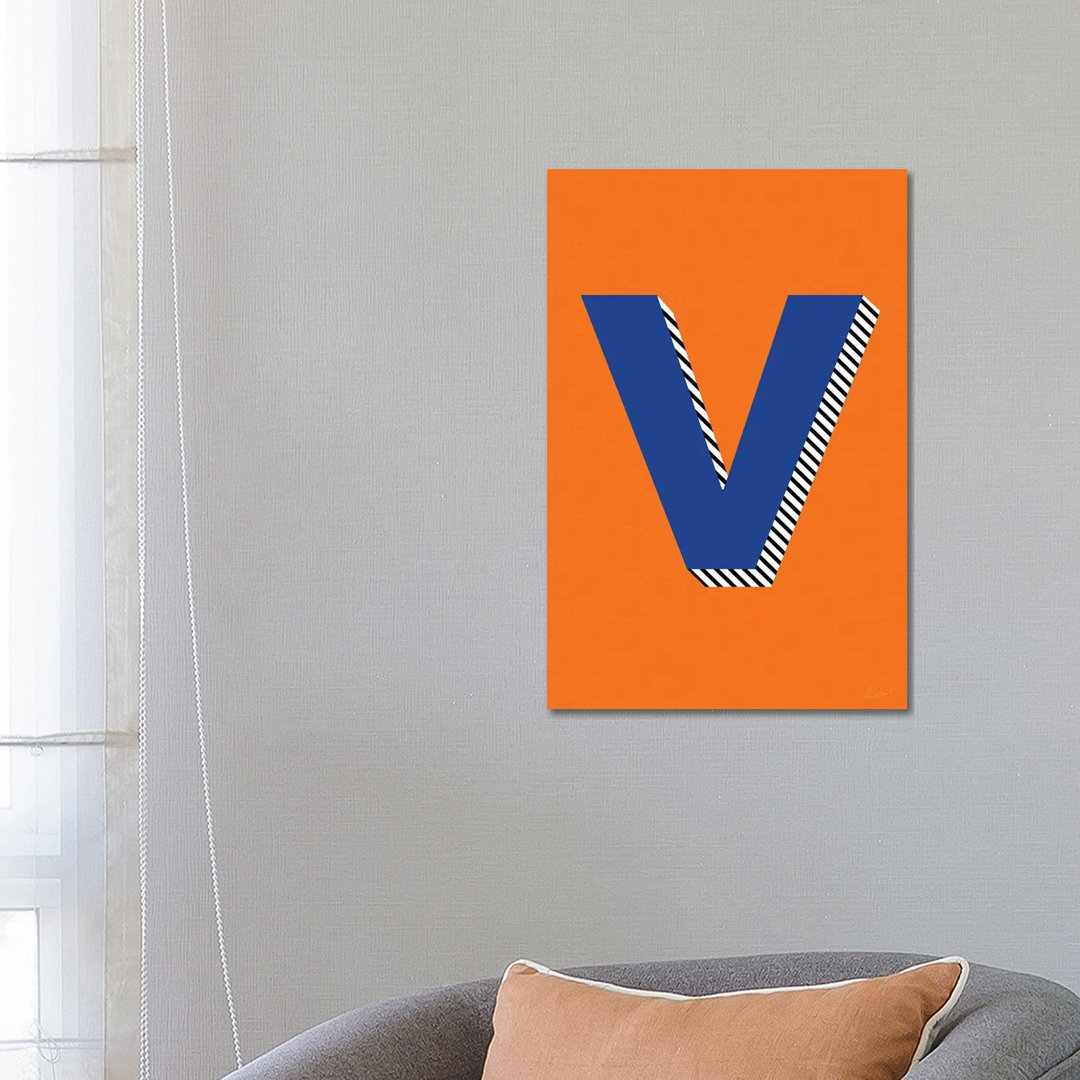 Letter V von Eleanor Stuart - Galerie-verpackte Leinwand Giclée auf Leinwand