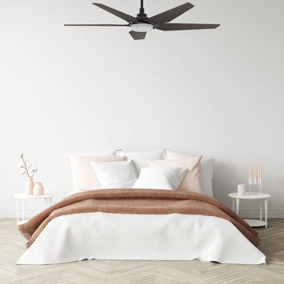 Ventilateur de plafond intelligent Woodrow de 52 pouces avec télécommande, ensemble d'éclairage inclus, fonctionne avec l'assistant Google, Amazon Alexa et les raccourcis Siri.