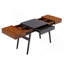 Bureau d'écriture avec deux tiroirs latéraux et frontaux coulissants, structure en acier enduit gris, bureau à domicile finition acajou