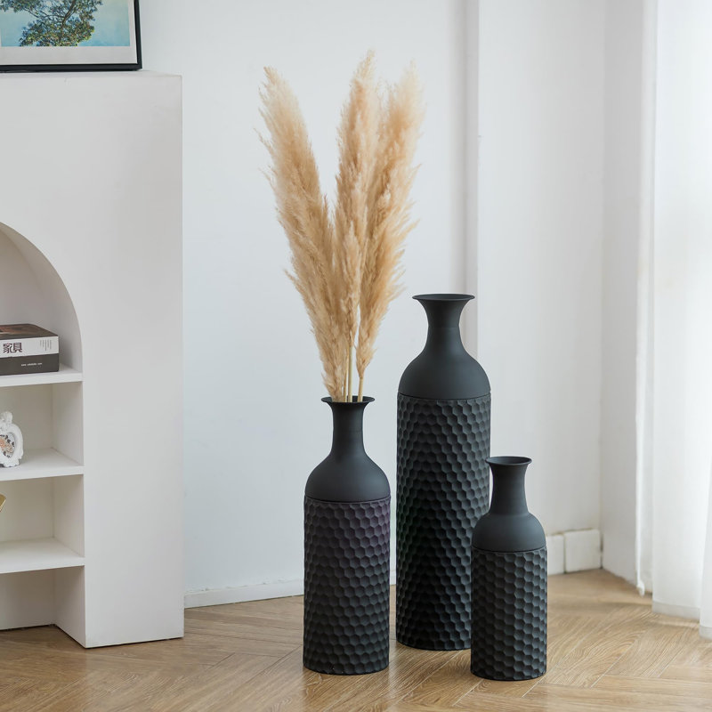Buono Metal Floor Vase