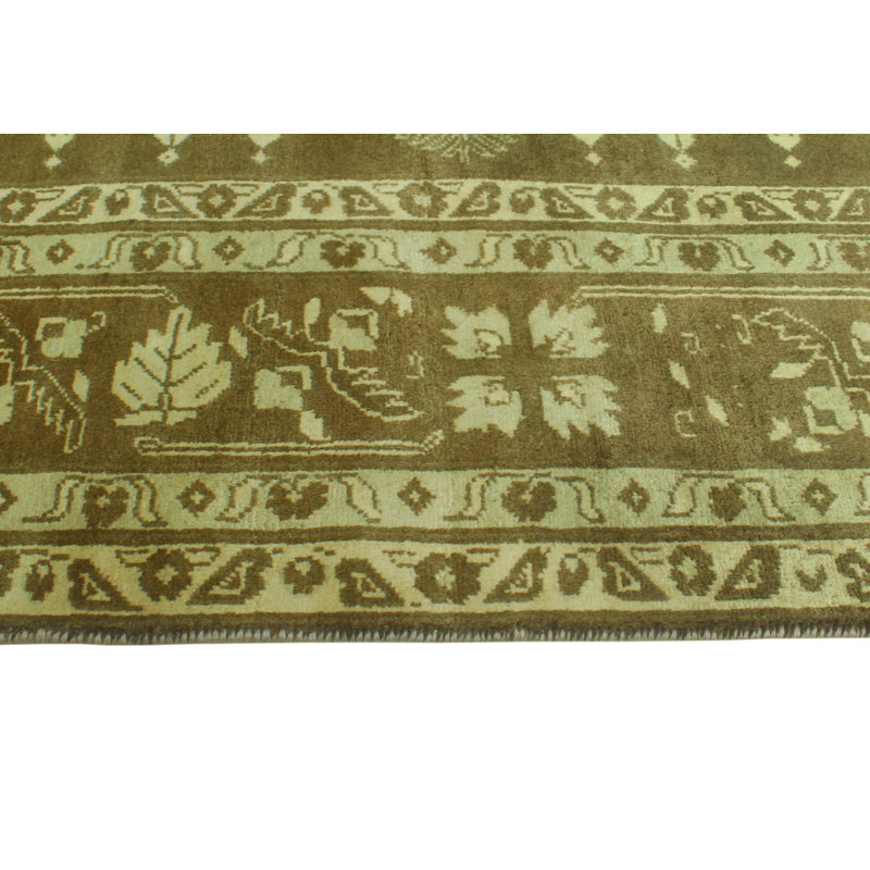 Tapis unique 6 pi x 9 pi 3 po 1980