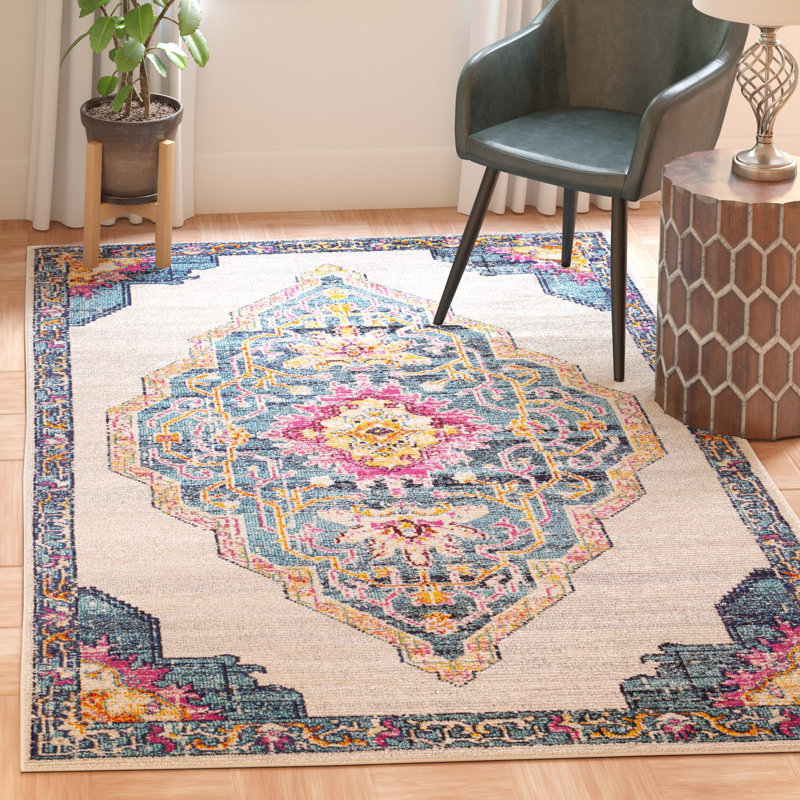 Hertzler Oriental Multicolor Indoor Area Rug, Rectangle 5'1" x 7'7"