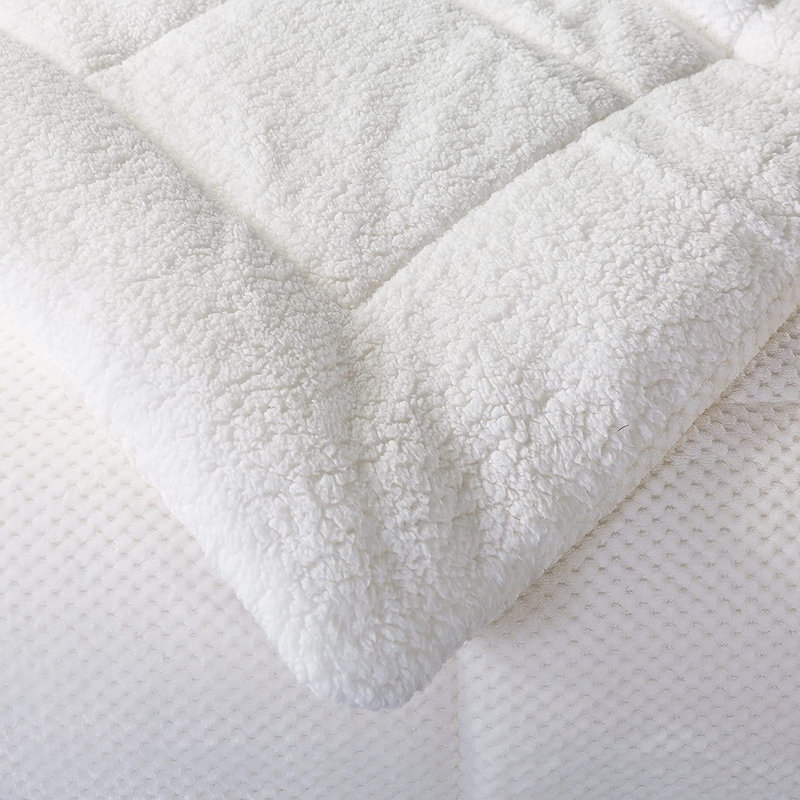  Microfiber Reversible Comforter Super Ultra Soft Luxury Plush Sherpa, Machine Washable, King Comforter, White