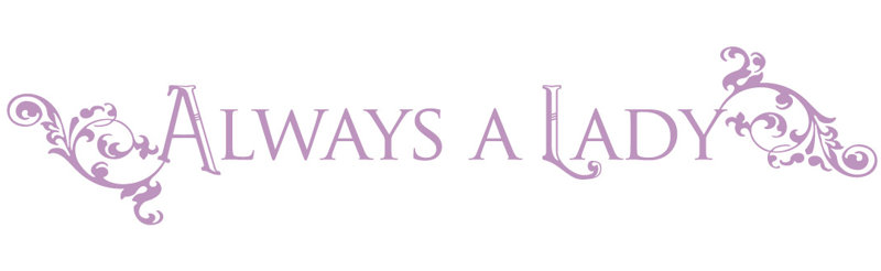 Décalcomanie murale "always a lady", H 15 po x l 75 po x P 0,01 po, Lilas