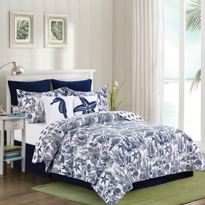 Reef Blue/White Cotton Reversible Quilt Set