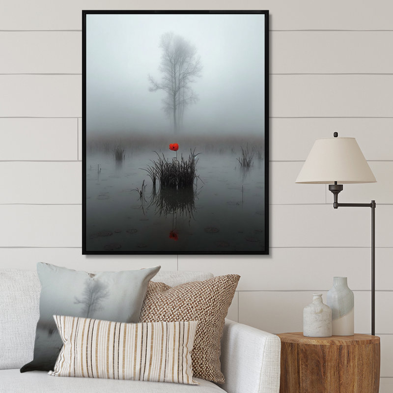 Rose rouge fleurissant dans un étang brumeux brumeux I - Rose, art mural salon, 40" H x 30" W, Gold Picture Framed