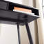 Bureau Mid-Century avec ports USB et prise de courant, bureau d'écriture moderne avec tiroirs, bureau d'ordinateur multifonctionnel-586957916