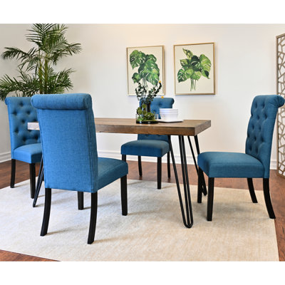 7 configurations de salle à manger: plateau de table en pin foncé, 6 pieds de chaise sophistiqués Ensemble: table rectangulaire, chaises avec accents en épingle à cheveux