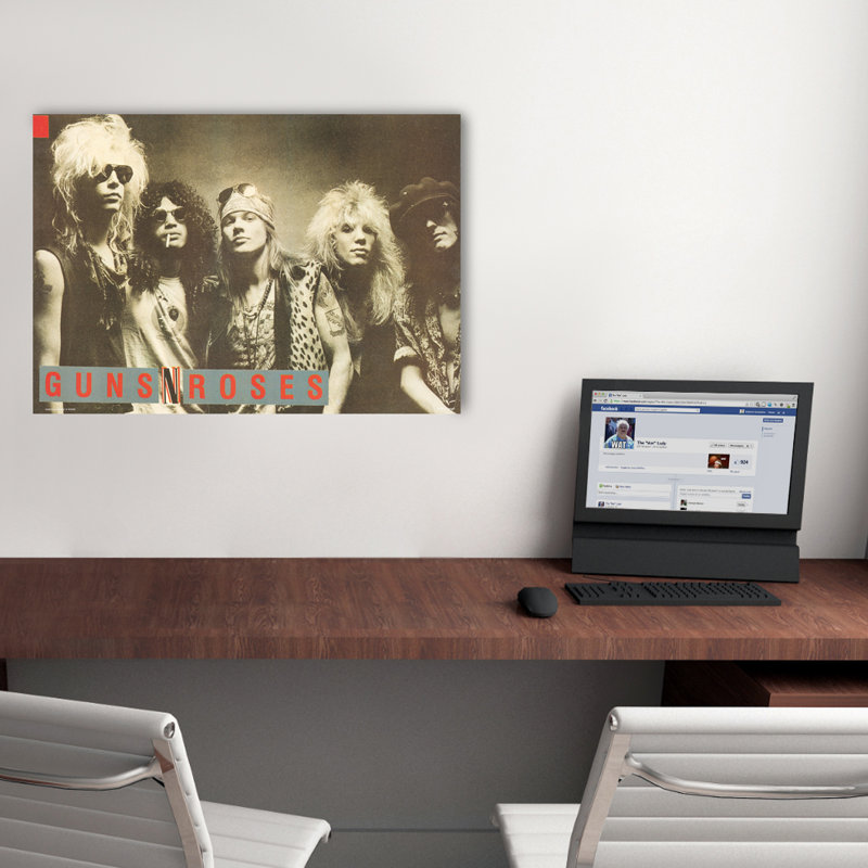 No Frame Memorabilia on Wood