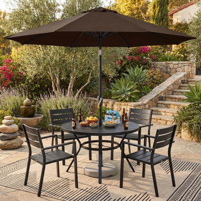 Cutts Tilt Market Umbrella