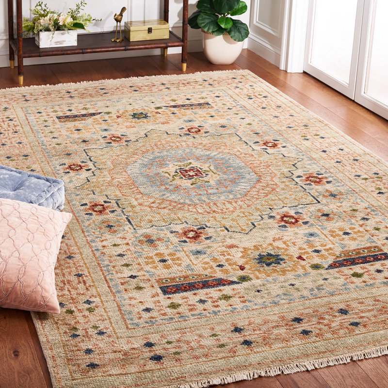 Oriental Hand-Knotted Wool Ivory / Rust Area Rug, Rectangle 6' x 9'
