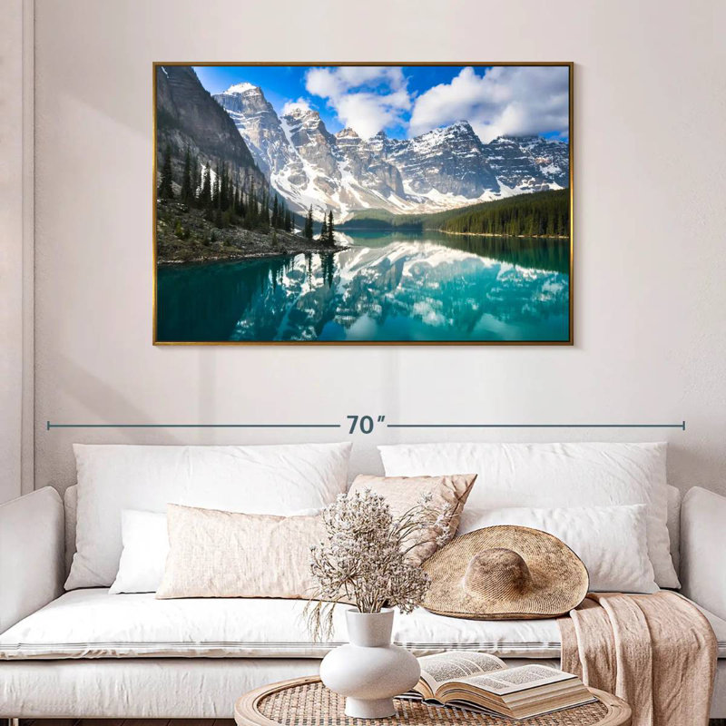 Reflet de la montagne, 46 po x 31 po, Cadre flottant doré
