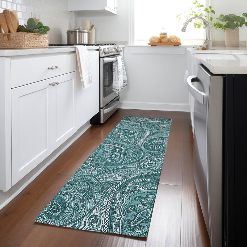Itzamaray Paisley Rug, Runner 2'3" x 7'6"