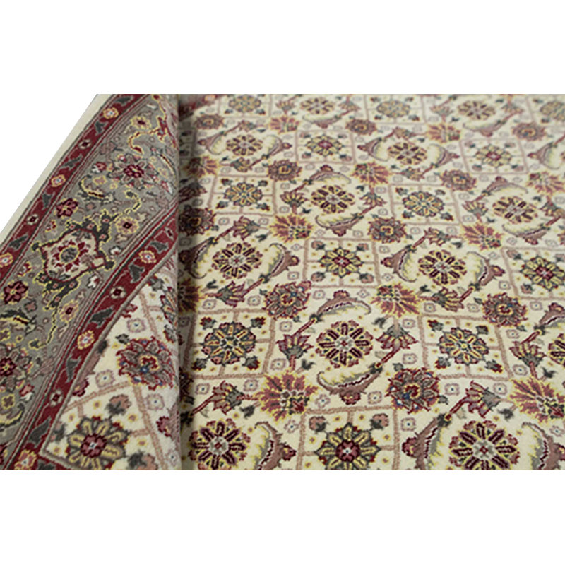 Jahan Wool Oriental Indoor Rug