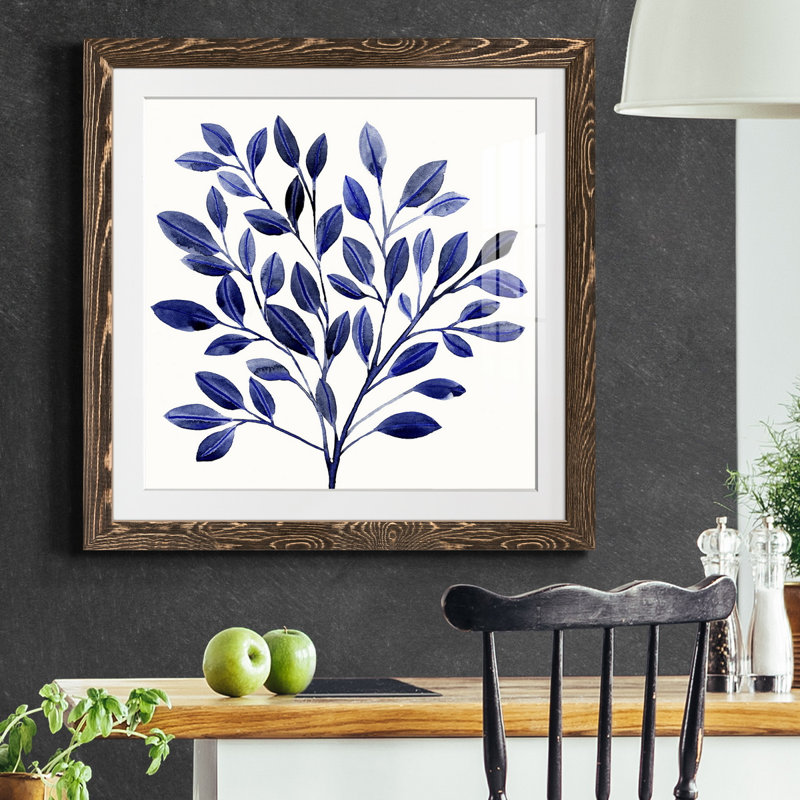 Impression encadrée «Deep Blue Branch I» - prête à être accrochée, H 26,5 po x l 26,5 po x P 1,5 po, Papier avec cadre noyer