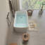 Baignoire de trempage autoportante en acrylique de 49 po, baignoire de trempage japonaise de forme carrée, conception à asseoir avec trop-plein et drain chromés, blanc brillant 23Amazing-49