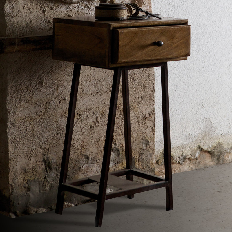 Be Pure End Table, Natural