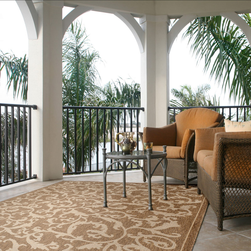 Carolino Performance Oriental Indoor/Outdoor Area Rug, Round 6'7"