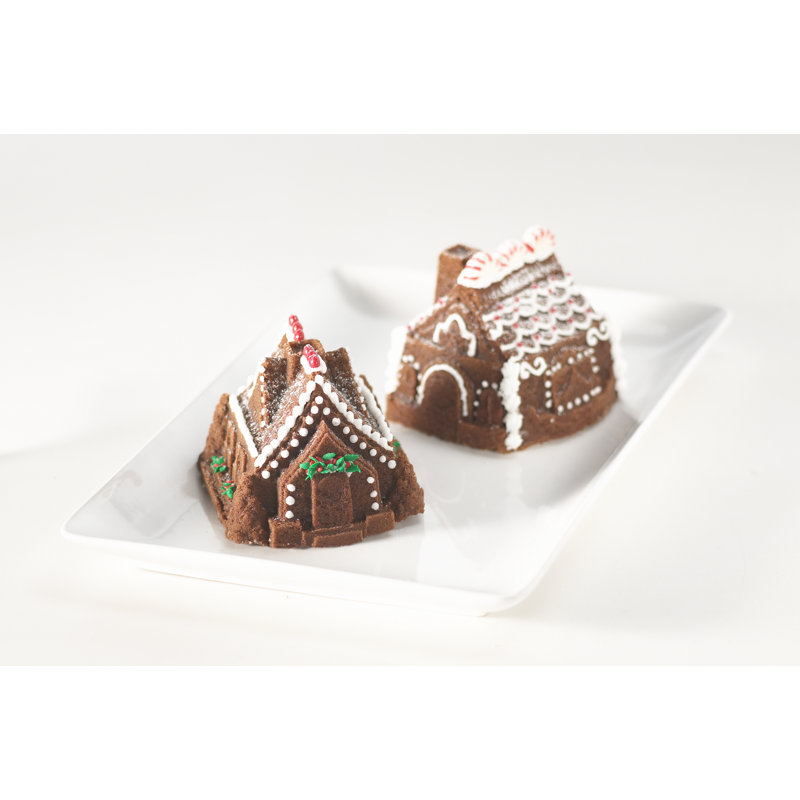 Nordic Ware Gingerbread House Duet Pan