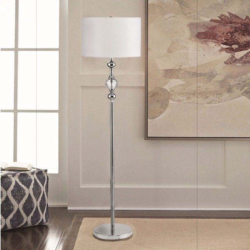 Lampe sur pied à finition chromée avec détails en cristal