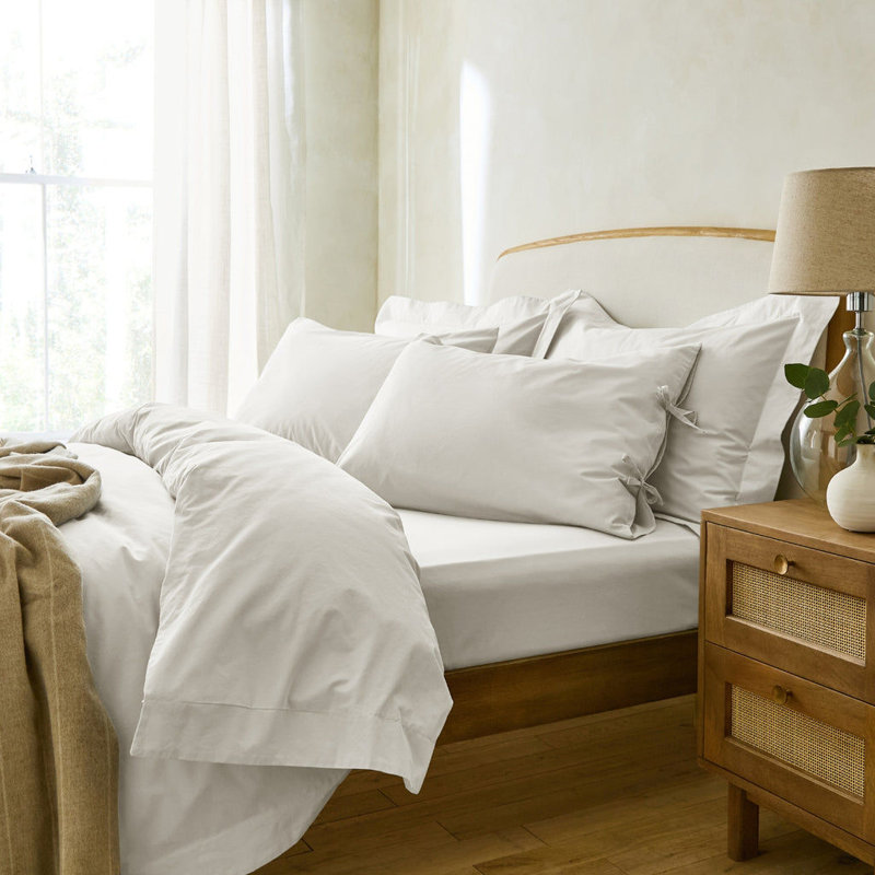 Stiliana 300 Thread Count Oxford Border Superking Pillowcase Pair, White