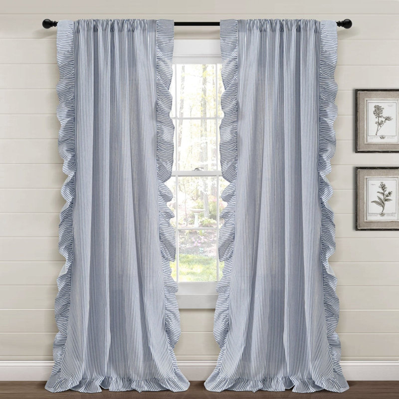 Yolandi Curtain, Navy