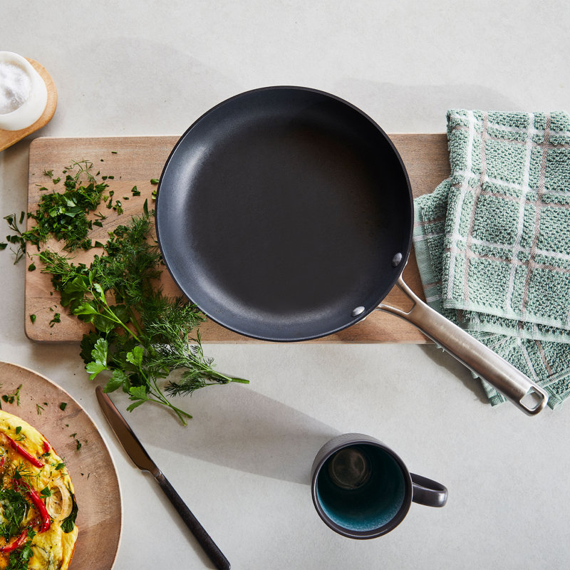 Calphalon 10-Piece Aluminum Non Stick Cookware Set