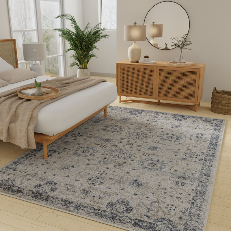 Aldoris Oriental Indoor Rug, Rectangle 4' x 6'