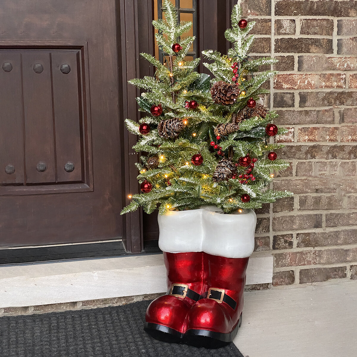 Kittens in Red and Green Santa Boots Christmas Holiday Ornaments Set of 2