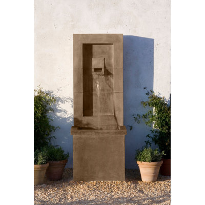 Moderne Fountain with Light