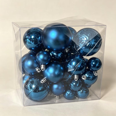 Boules de Noël décoratives pour sapin | Plastique incassable ; double fini lustré et mat ; assortiment de différentes tailles ; anneaux de suspension préenfilés ; boîte-cadeau réutilisable réutilisable ; l