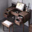 Commode en bois massif de style rétro