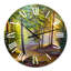 Horloge murale traditionnelle à l'aube-60281529