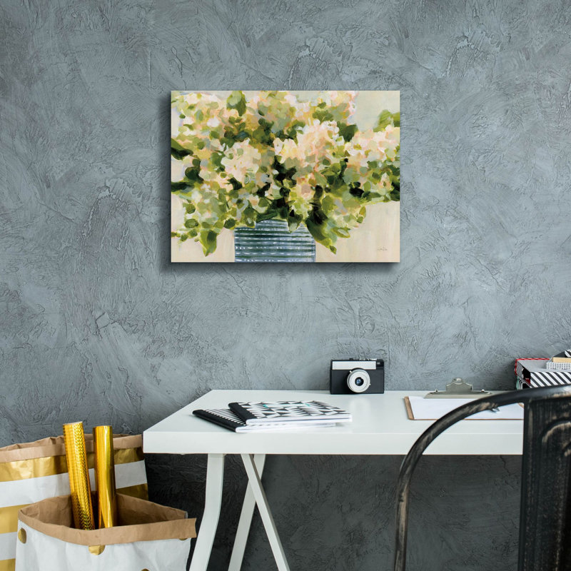 Toile épique «Hydrangeas In Vase» par Katrina Pete, graffiti épique, 16 po x 12 po