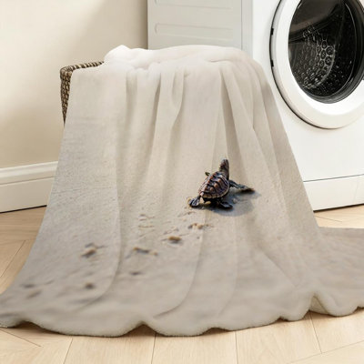 Blue Ultra Soft Flannel Fleece Throw Blanket,Little Sea Turtle Cub Single-Sided Print