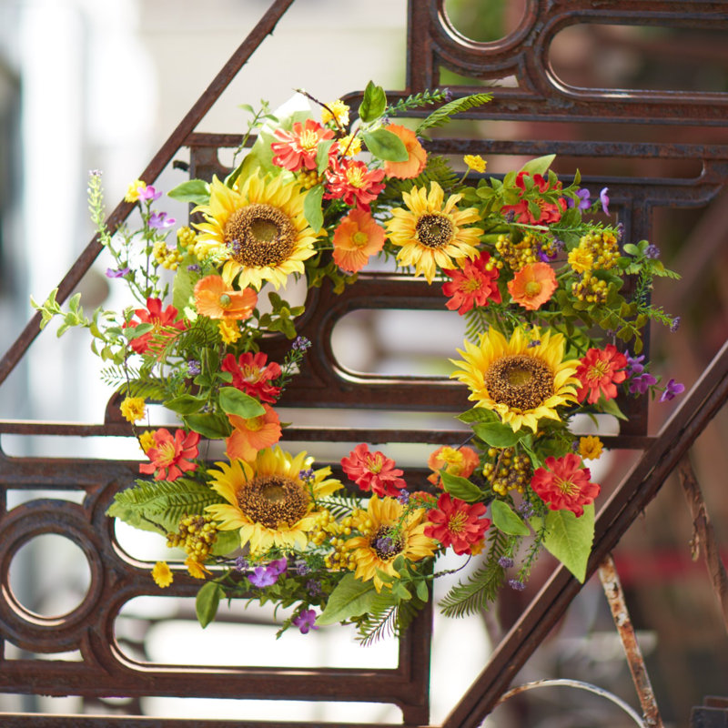 Sunflower 22" Wreath
