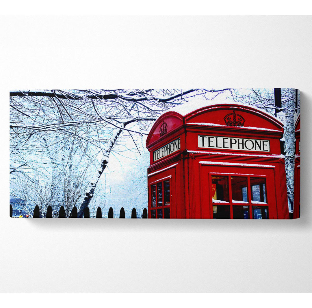 Londoner Telefonzelle im Schnee Panoramaleinwand